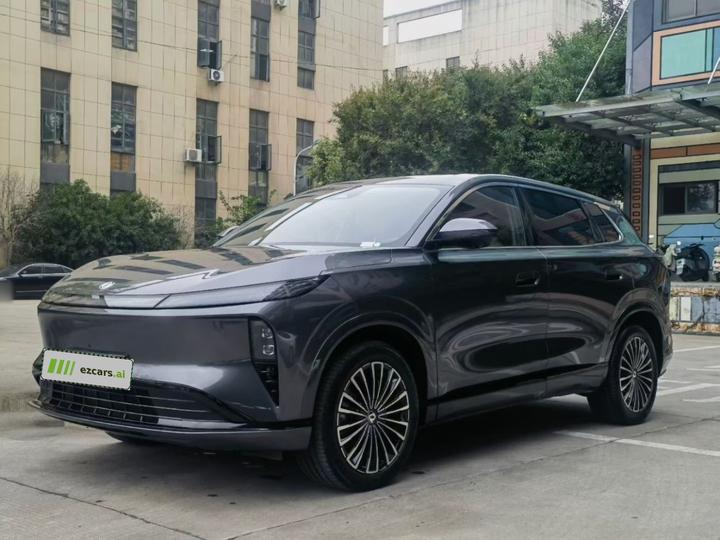 L8 2025 185KM