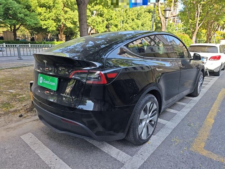 Model Y 2022 Facelift RWD photo 4