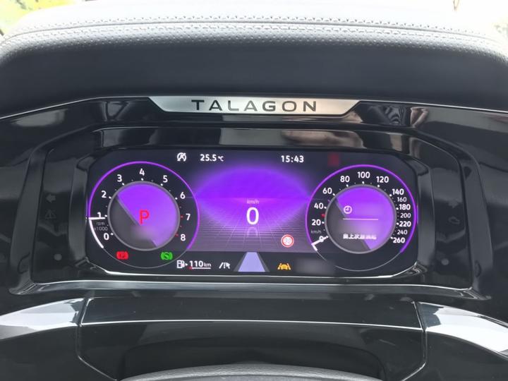 2024 530TSI AWD Flagship Pro 6-Seater photo 3