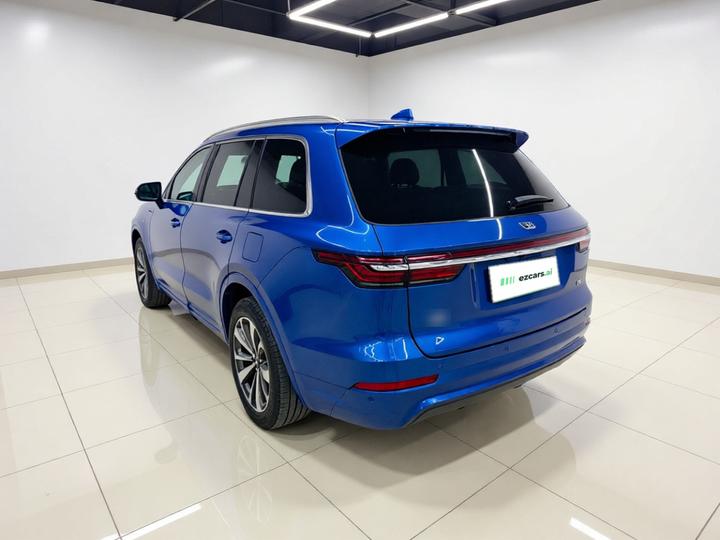 Li Auto ONE 2020 EREV 6-Seater photo 4