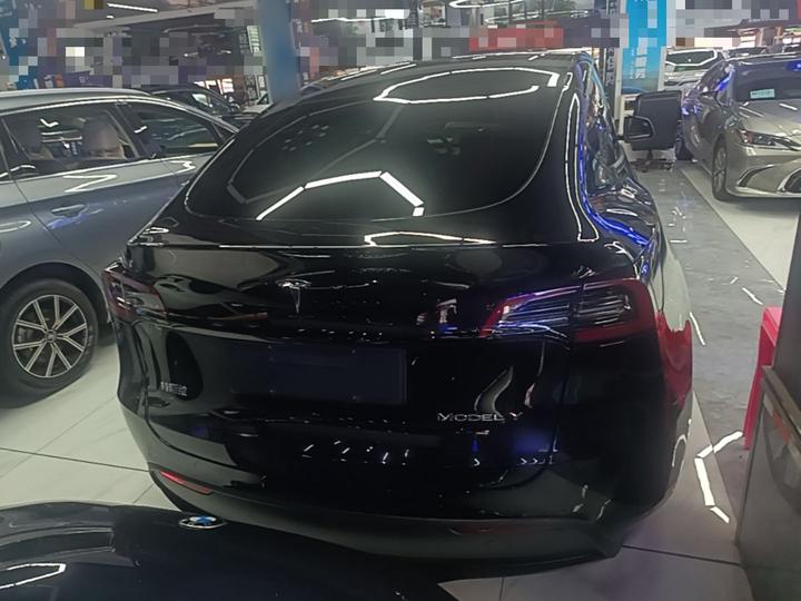 Model Y 2022 RWD photo 3