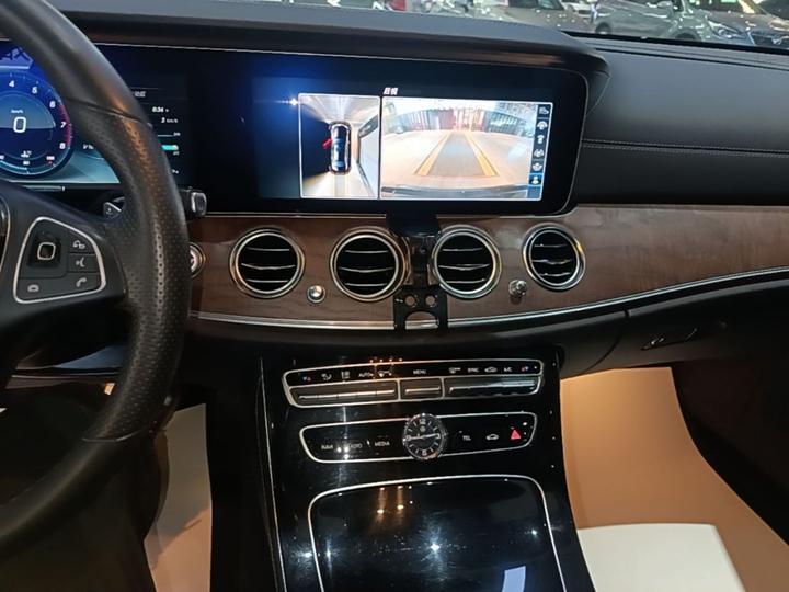 E-Class 2017 E 320 L 4MATIC photo 8