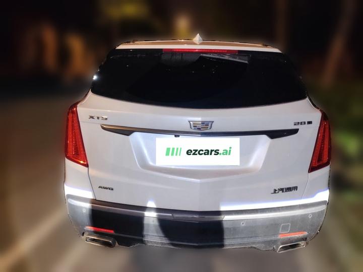 XT5 2018 28T AWD Luxury photo 3