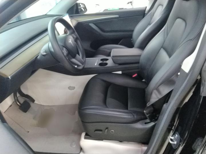 Model Y 2022 Facelift RWD photo 6