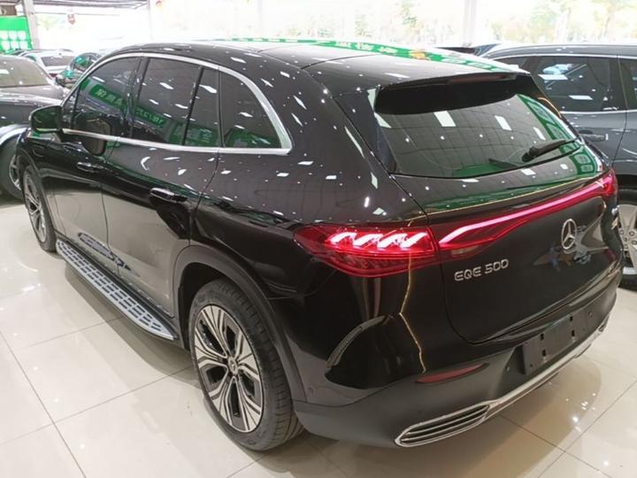 EQE SUV 2024 500 4MATIC photo 4