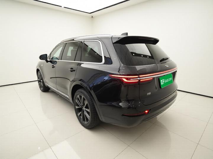 Li Auto ONE 2021 EREV 6-Seater photo 4