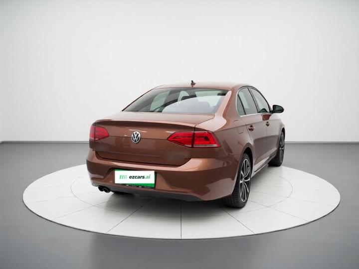 Lamando 2015 230TSI DSG photo 5