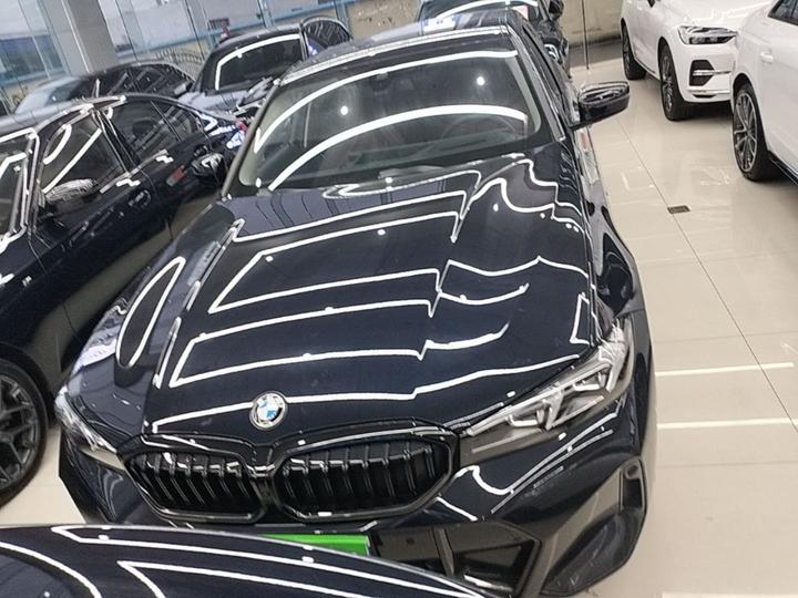 3 Series 2026 330Li M M Sport Night Package photo 2
