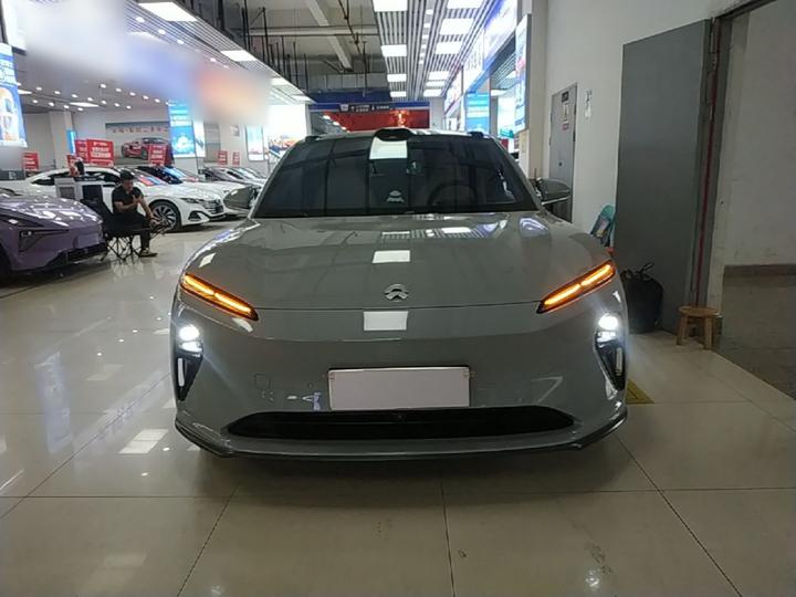 ET5T 2023 75kWh Touring photo 2