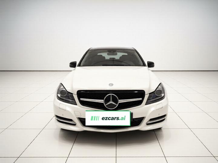 C-Class 2011 C 300 Fashion photo 2