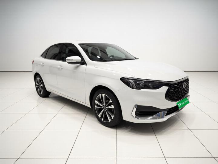 Escort 2021 1.5L AT photo 3