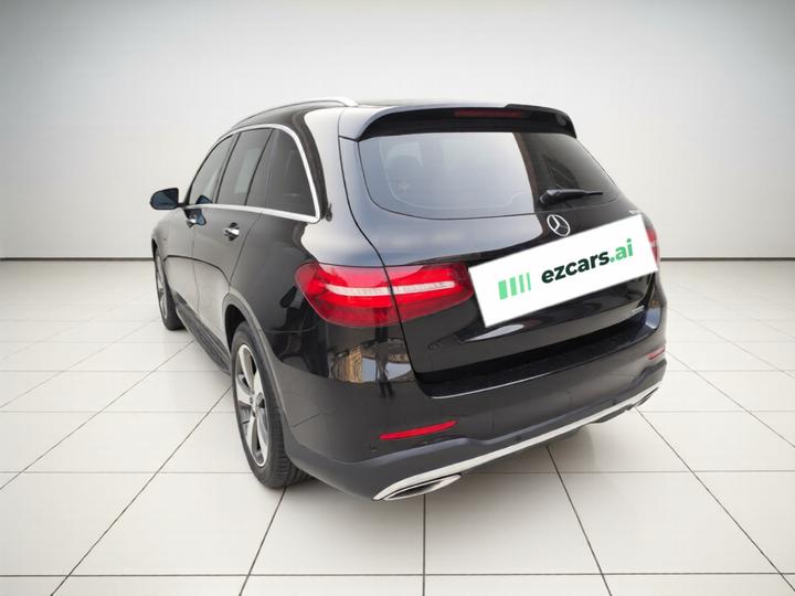 GLC 2017 GLC 260 4MATIC Luxury photo 4