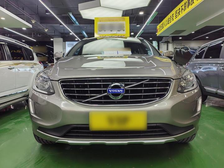XC60 2016 T5 photo 2