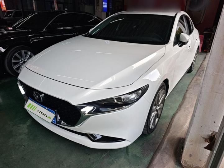 3 Axela 2022 2.0L AT