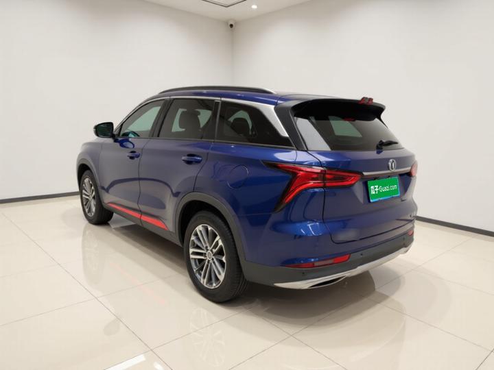 CS75 PLUS 2021 1.5T AT Luxury photo 4
