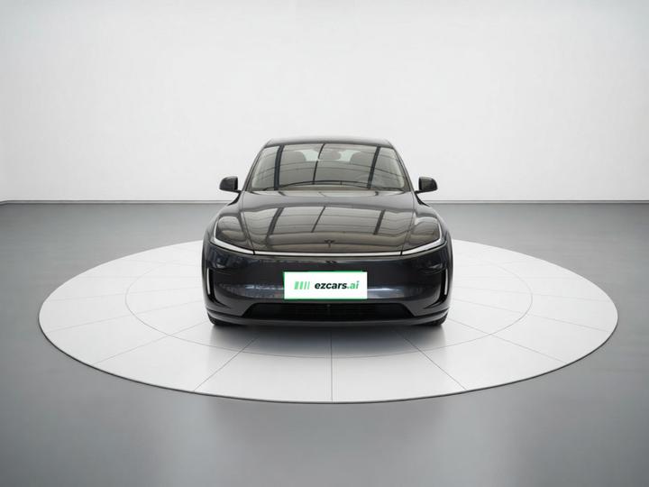 Model Y 2025 RWD Launch Edition photo 2