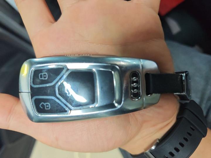 Q5L 2024 40 TFSI Luxury Dynamic photo 8