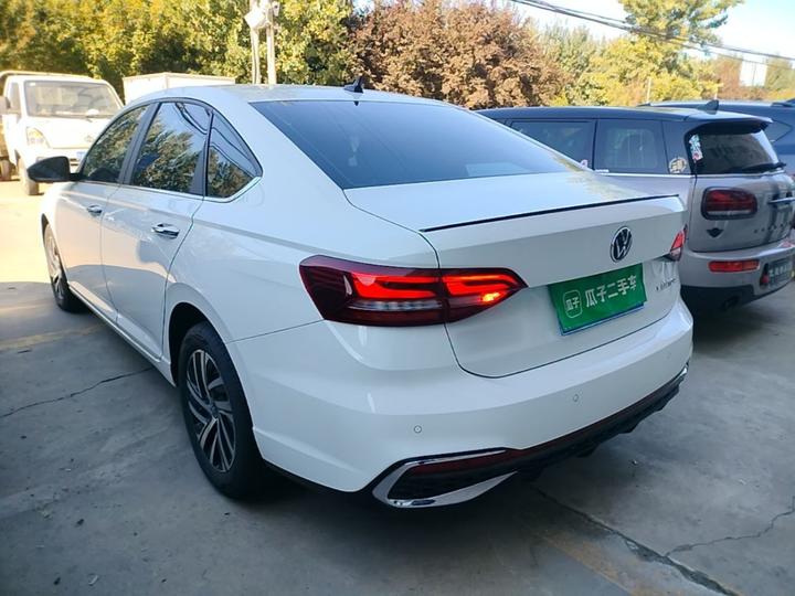 Lavida 2024 300TSI DSG Leading photo 4