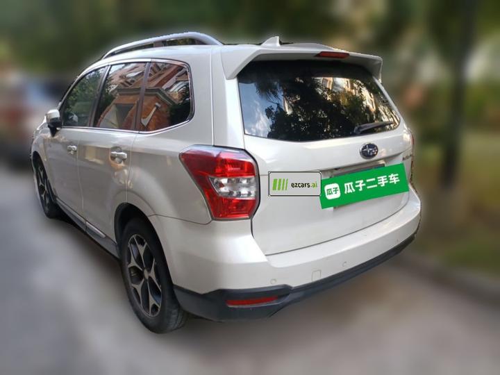 Forester 2015 2.0i Anniversary Edition photo 4
