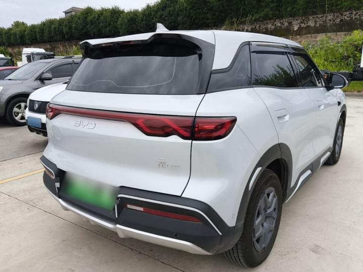 Yuan UP 2025 ADAS 401KM photo 4