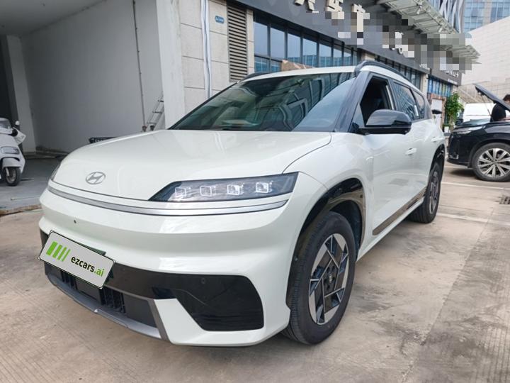 EO 2025 RWD TECH 64.2kWh