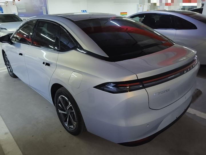AION S MAX 2024 70 54.6kWh photo 4