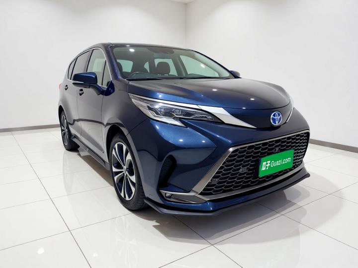 Granvia 2023 2.5L Hybrid Flagship VIP photo 3