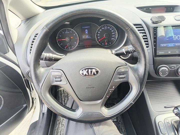 K3 2015 1.6L AT GLS photo 6
