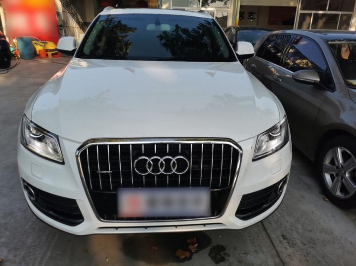 Q5 2016 40 TFSI Tech photo 2