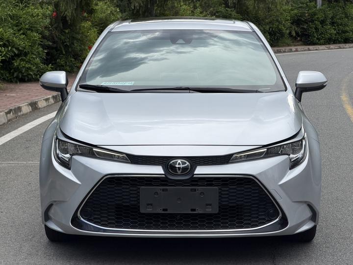 Levin 2021 185T CVT Luxury photo 2