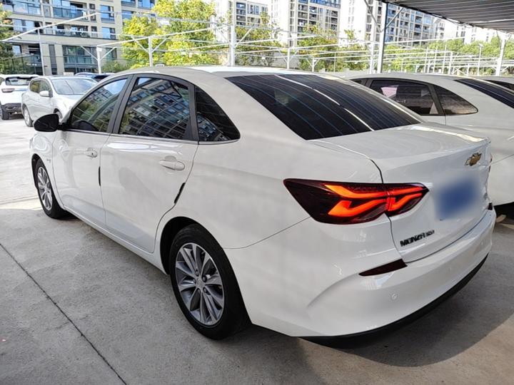 Cruze 2020 320 AT Enjoy photo 4