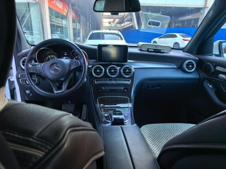 GLC 2016 GLC 260 4MATIC Luxury photo 6