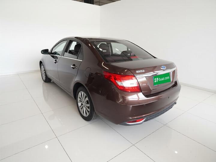 Vision 2017 1.5L MT photo 4