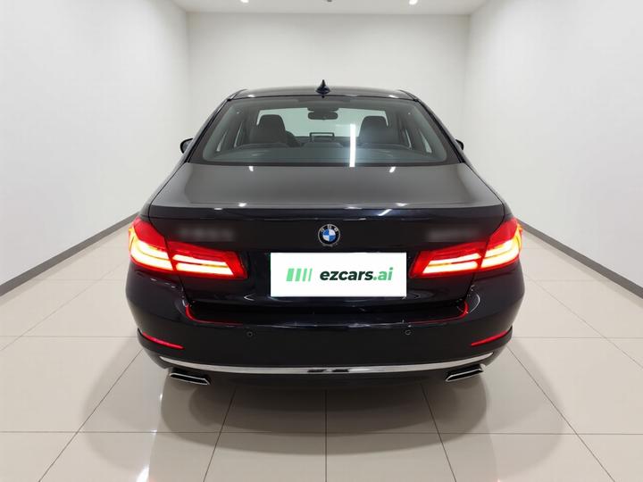 5 Series 2019 Facelift 525Li Luxury photo 3