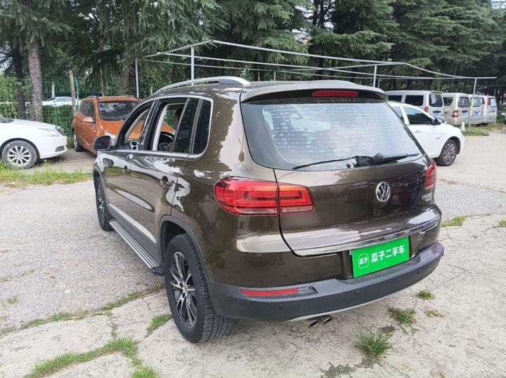 Tiguan 2016 300TSI AT AWD Luxury photo 4