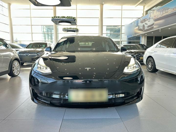 Model 3 2022 RWD photo 2