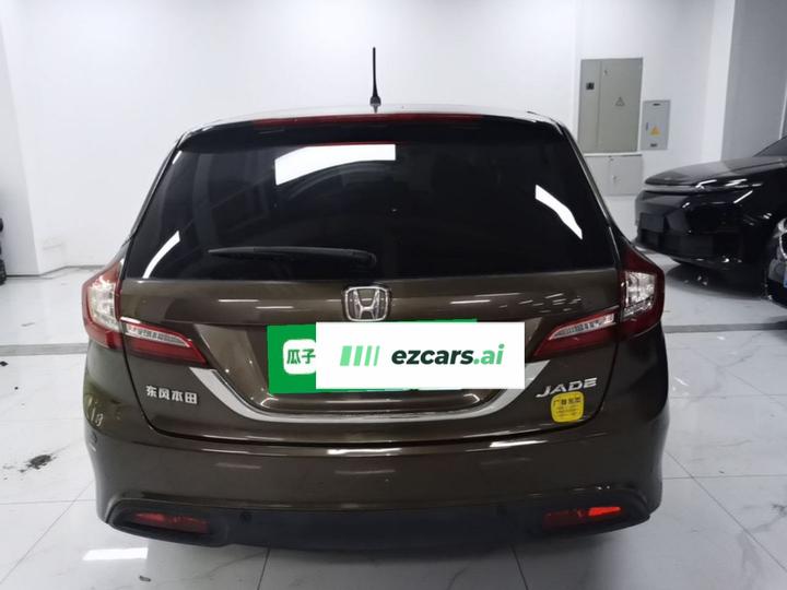 Jade 2013 1.8L AT Comfort 5-Seater photo 5