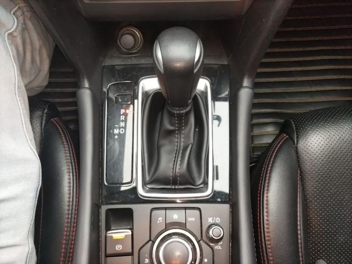 3 Axela 2019 Sedan 1.5L AT Luxury China VI photo 6