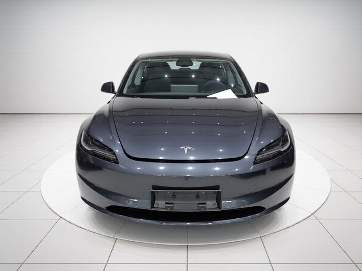 Model 3 2025 RWD photo 2