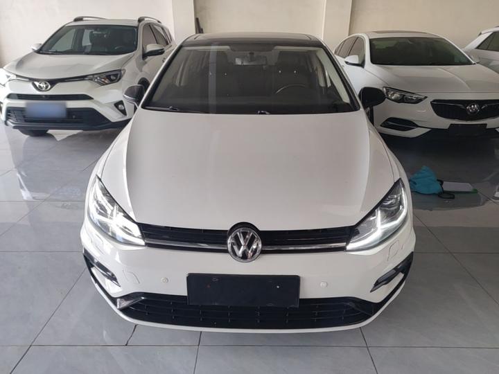 Golf 2018 230TSI AT Comfort photo 2