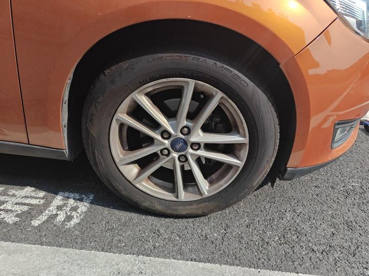 Focus 2015 Hatchback 1.6L AT photo 8