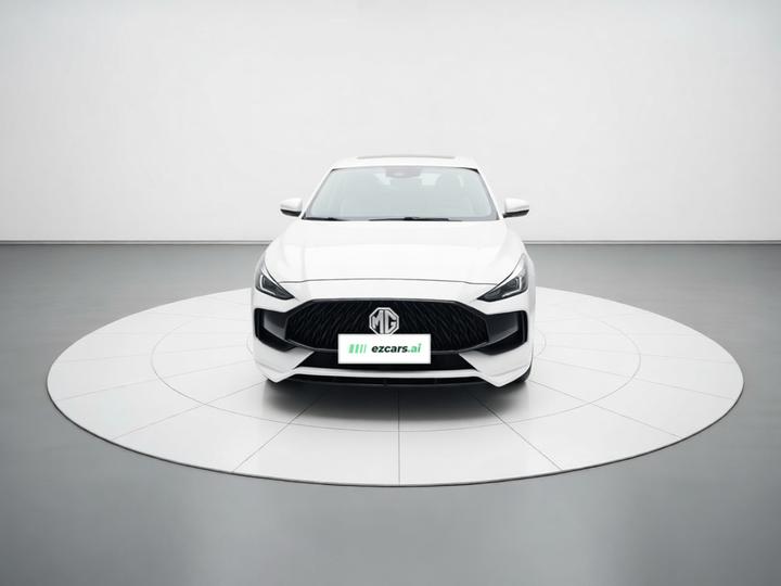 MG5 2022 180DVVT MT Luxury photo 2