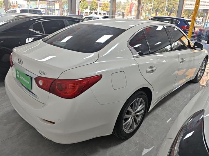 Q50L 2016 2.0T Comfort photo 6
