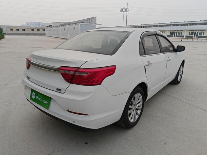 Vision 2020 Facelift 1.5L CVT photo 4