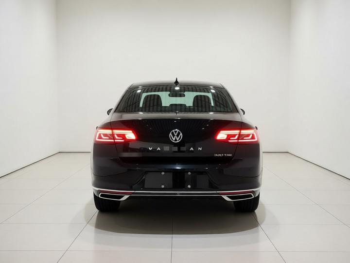 Magotan 2020 330TSI DSG Leading photo 3