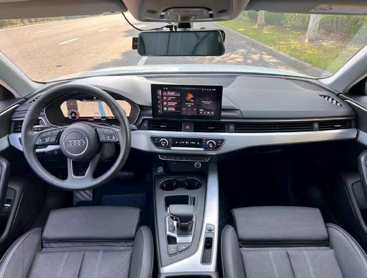 A4L 2020 40 TFSI Luxury Dynamic photo 4