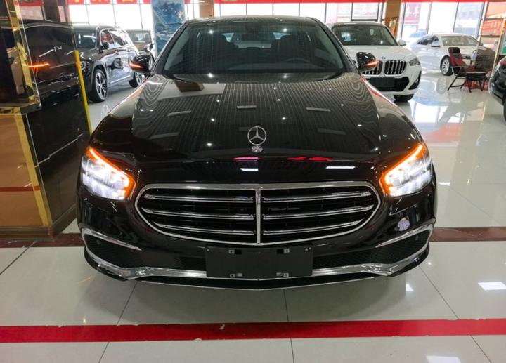 E-Class 2023 E 260 L photo 2