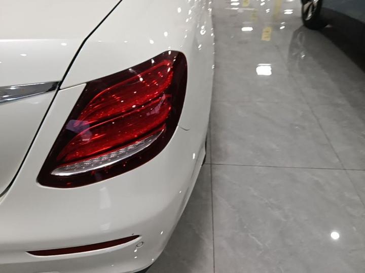 E-Class 2018 Facelift E 200 L Sport photo 7