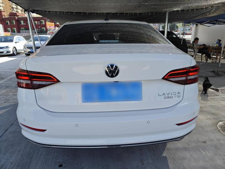 Lavida 2022 280TSI DSG Comfort photo 3
