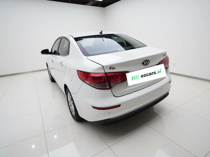 K2 2015 Sedan 1.4L MT GLS photo 4